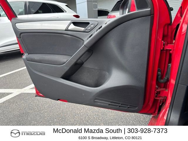 Used 2013 Volkswagen Golf 4-Door FWD image 9