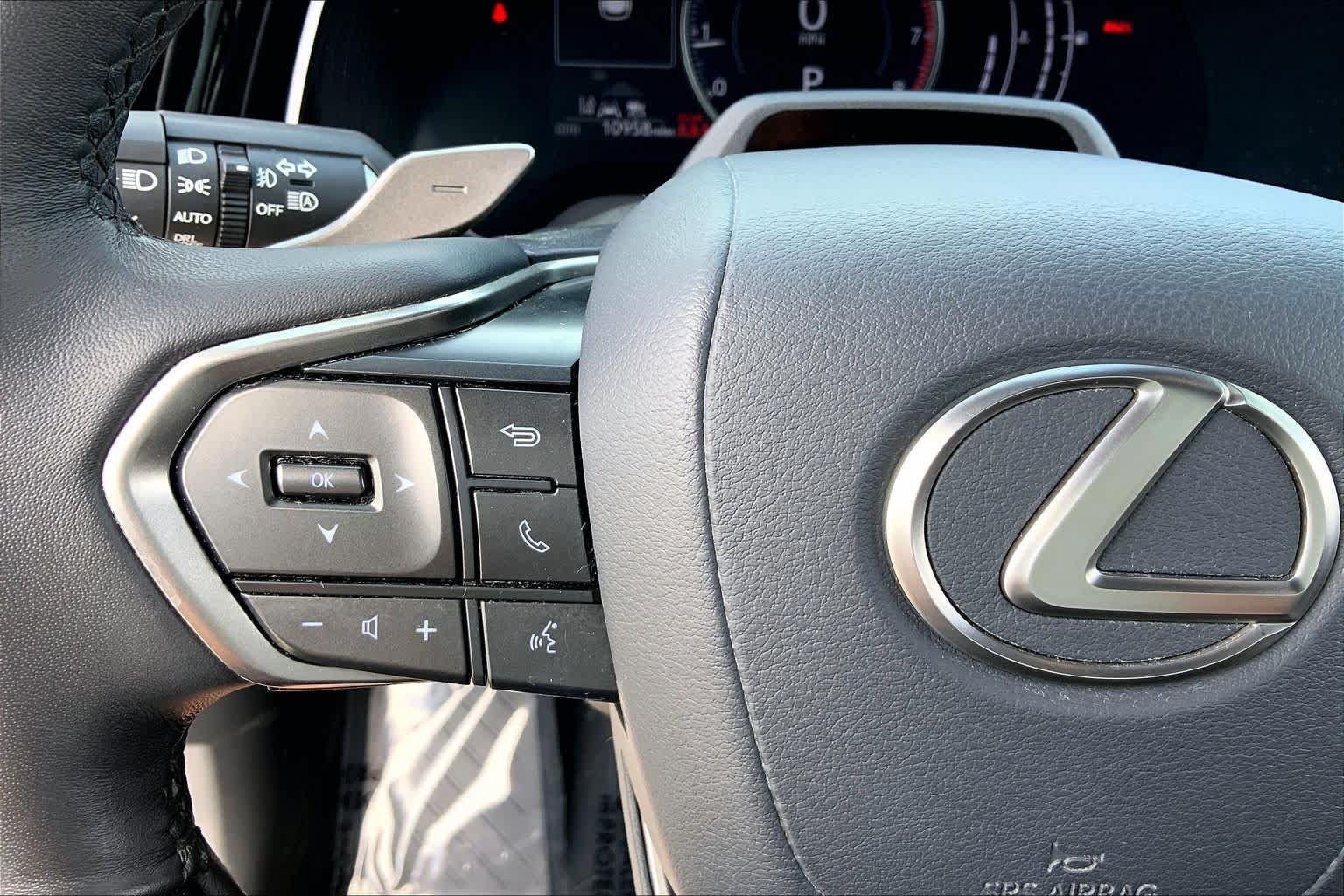 Certified 2024 Lexus RX 350 Premium w/ Convenience Package AWD/4WD image 24