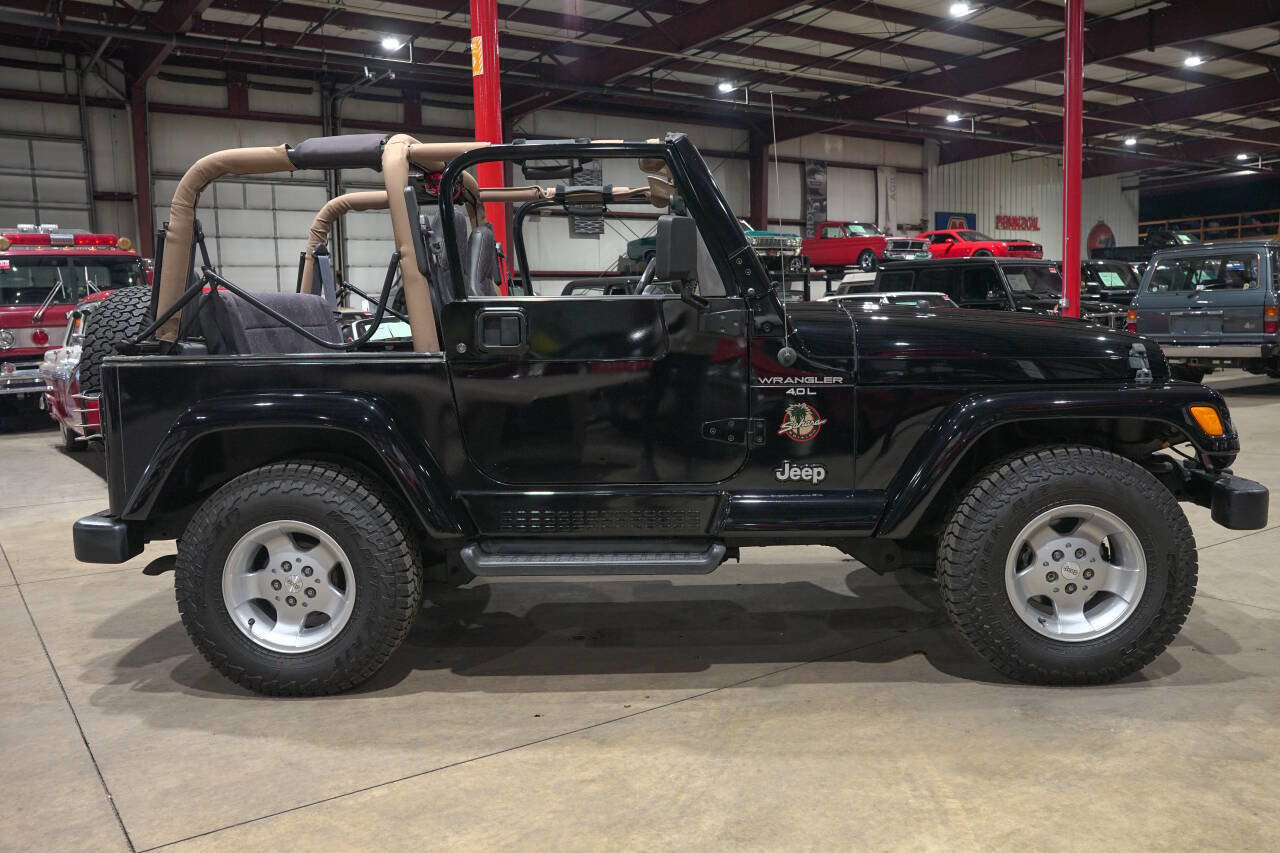 Used 2001 Jeep Wrangler Sahara image 10