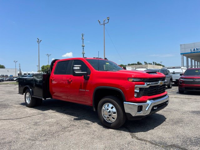 New 2026 Chevrolet Silverado 3500 LT w/ Convenience Package AWD/4WD image 1