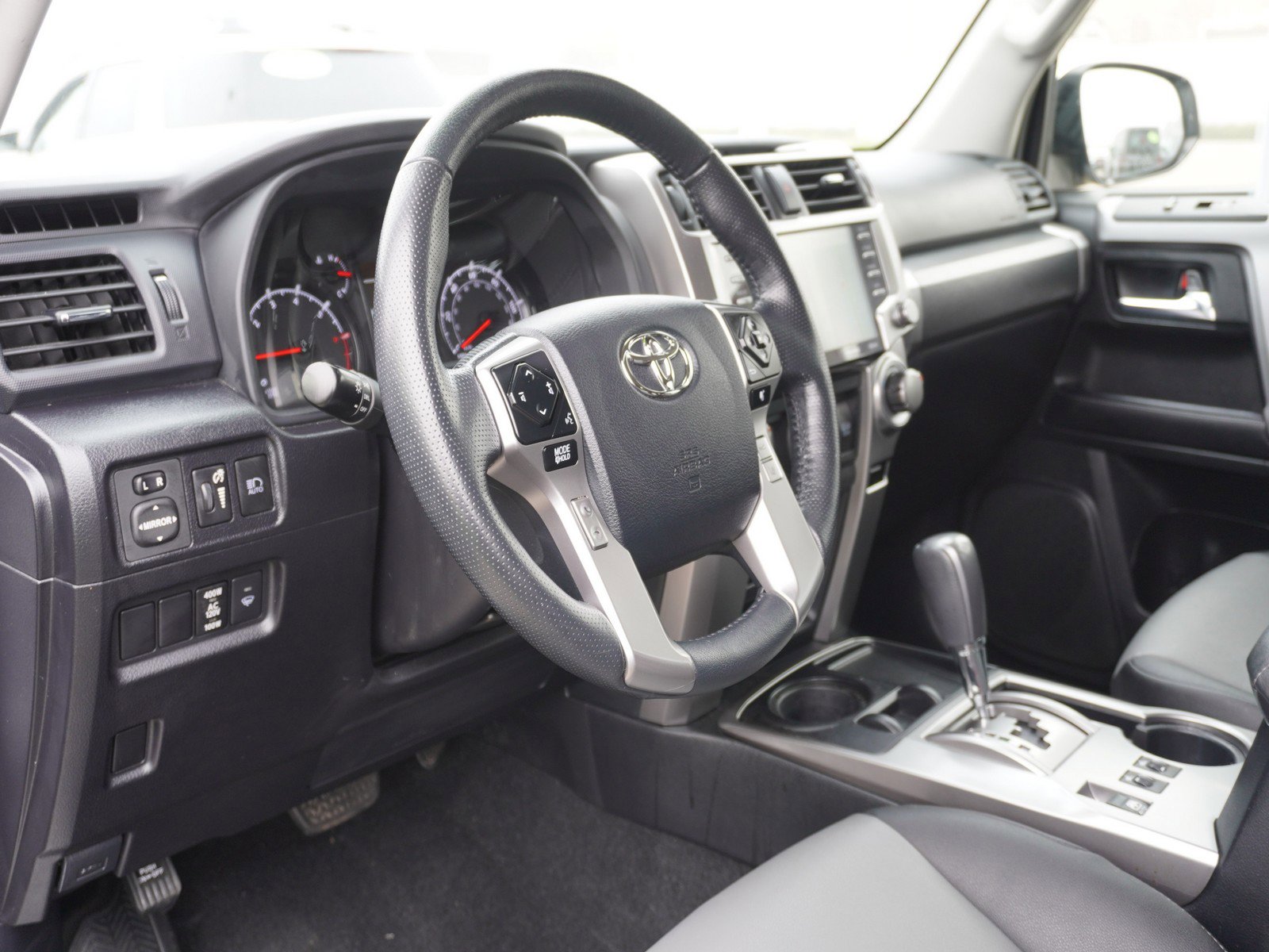 Used 2023 Toyota 4Runner SR5 Premium w/ Moonroof Package image 21