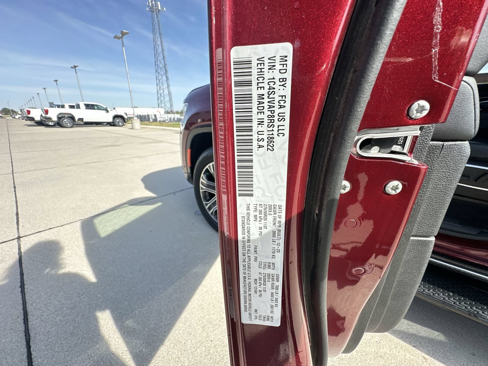 Used 2024 Jeep Wagoneer 4WD w/ Premium Group I image 34