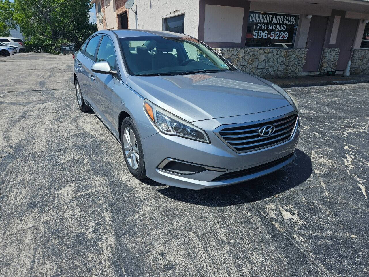 Used 2017 Hyundai Sonata SE FWD image 3