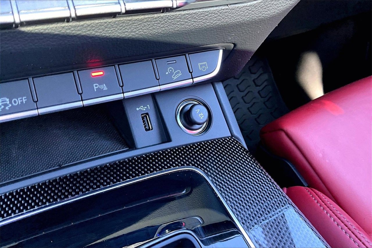 Used 2023 Audi SQ5 Premium Plus w/ Premium Plus Package image 17