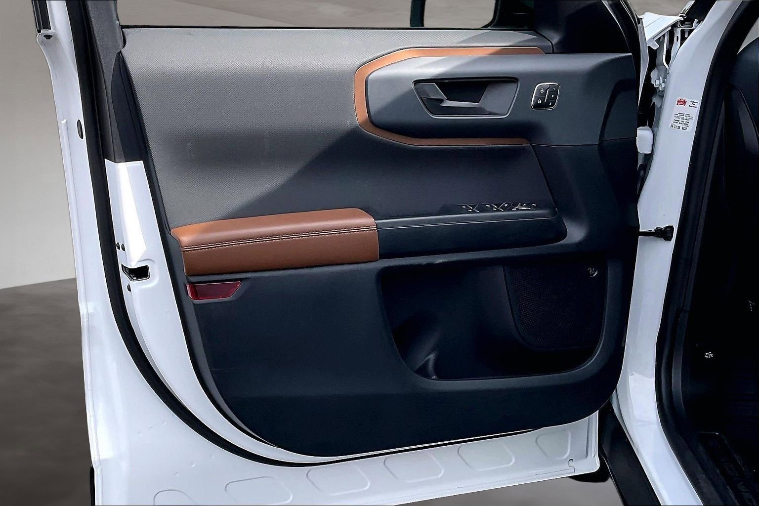 Used 2024 Ford Bronco Sport Outer Banks w/ Tech Package image 20