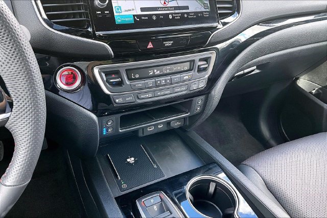 Certified 2026 Honda Ridgeline Black Edition image 17