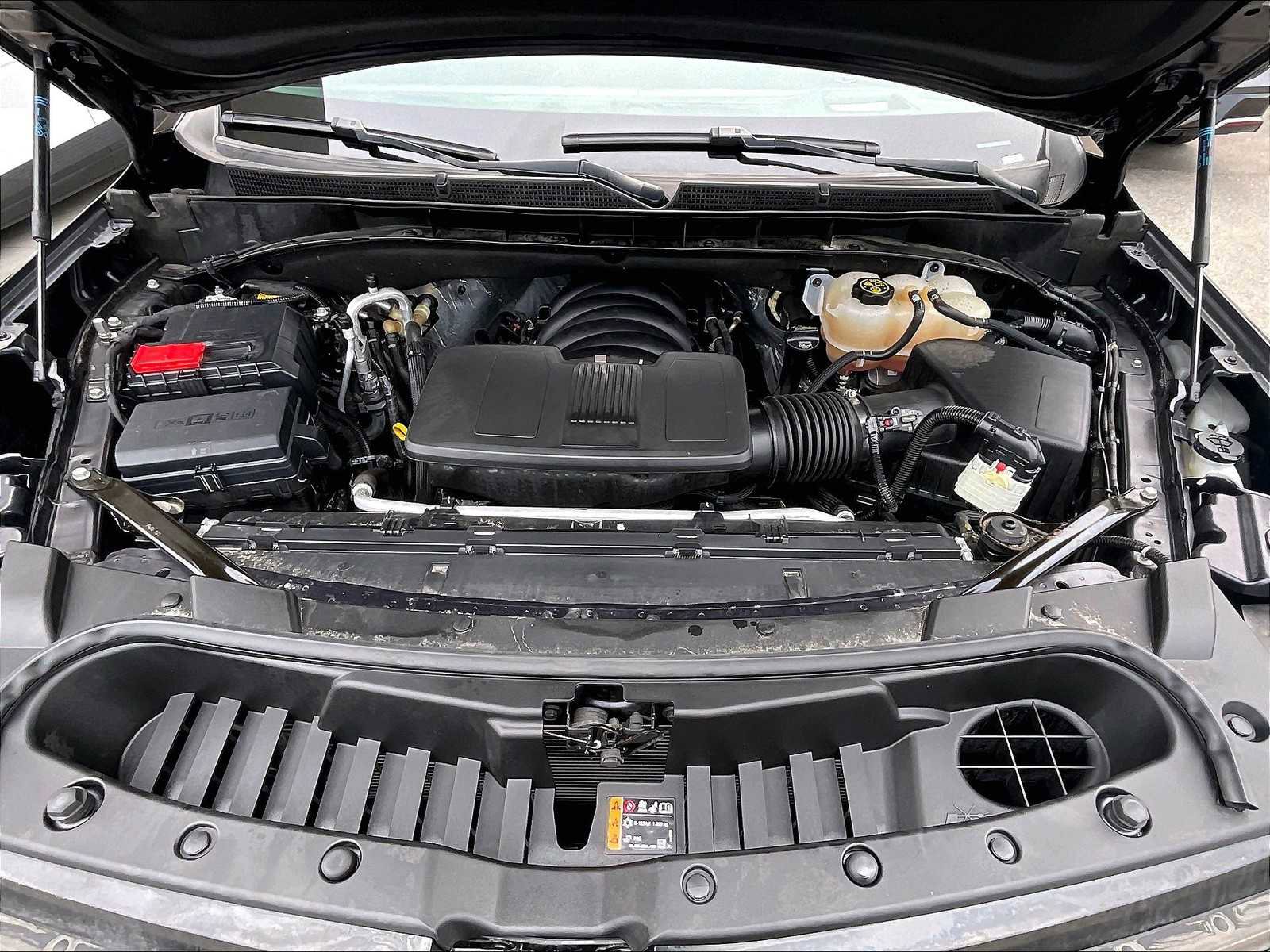 Used 2023 Cadillac Escalade Sport Platinum w/ LPO, ONYX Package image 31