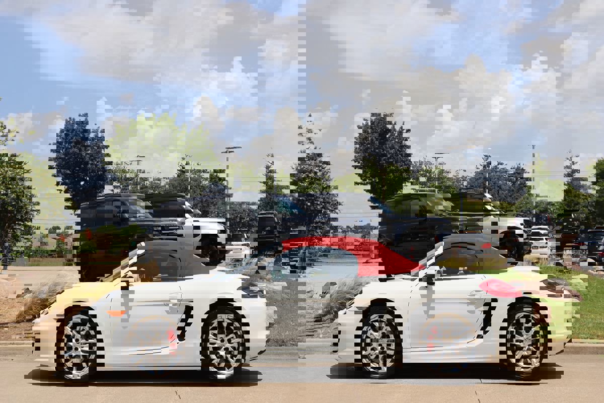 Used 2016 Porsche Boxster S image 39