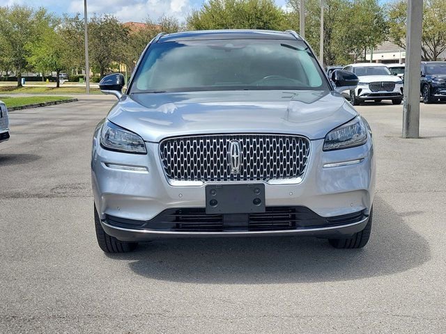 Certified 2022 Lincoln Corsair Reserve w/ Luxury Package image 2