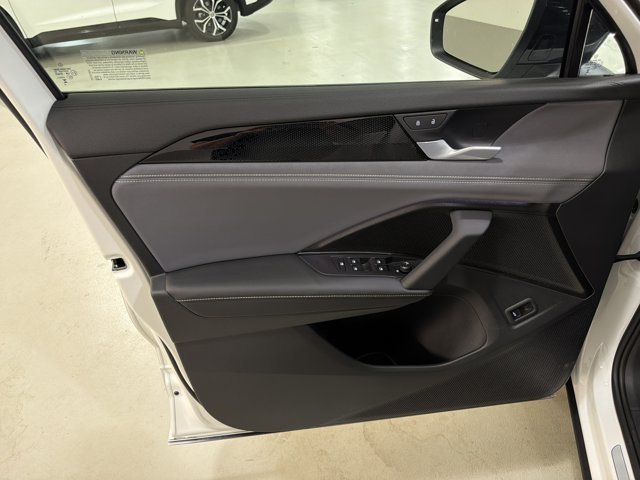 New 2026 Volkswagen Tiguan SE R-Line AWD/4WD image 18