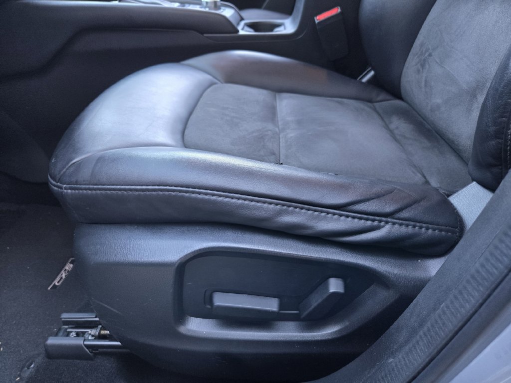 Used 2017 MAZDA CX-5 Touring w/ Preferred Equipment Package FWD image 19