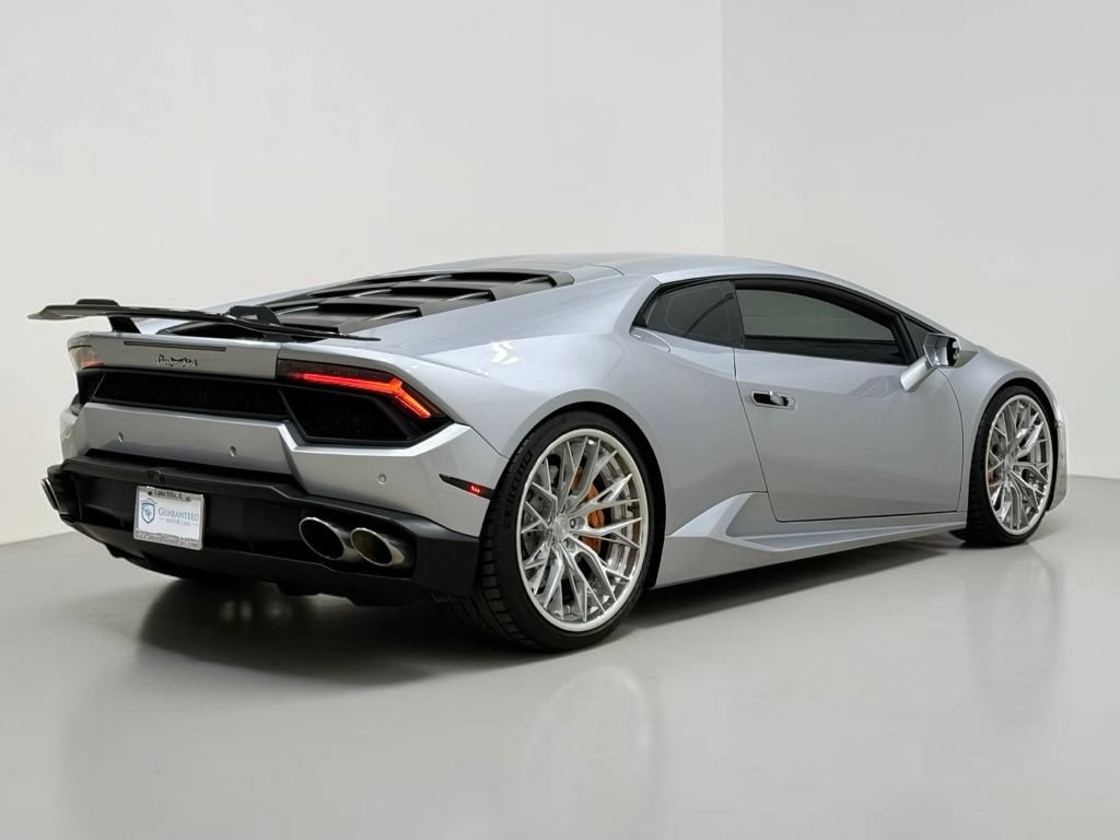 Used 2017 Lamborghini Huracan LP 580-2 RWD image 16