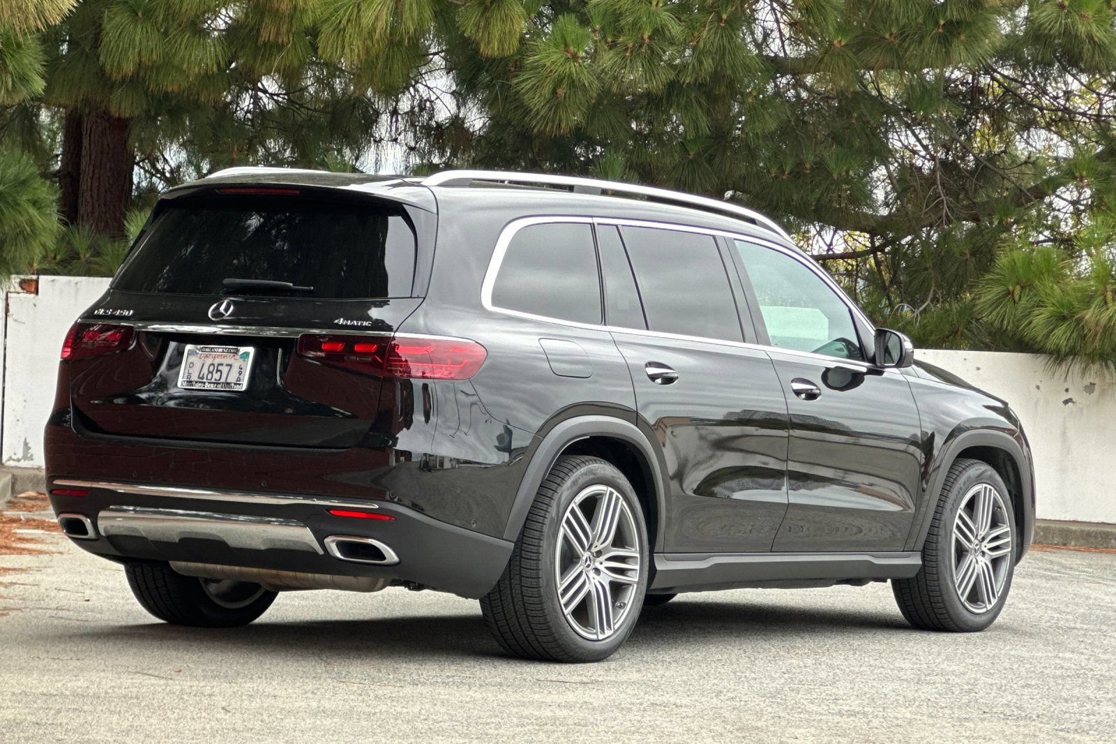 Used 2024 Mercedes-Benz GLS 450 4MATIC image 5