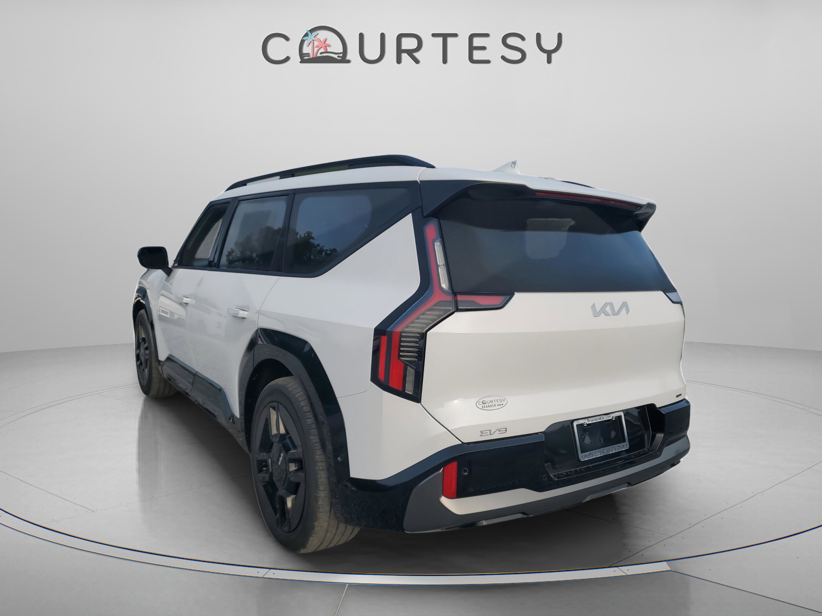 New 2026 Kia EV9 GT-Line image 2