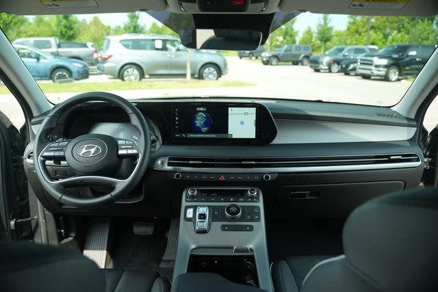 Used 2025 Hyundai Palisade SEL FWD image 27