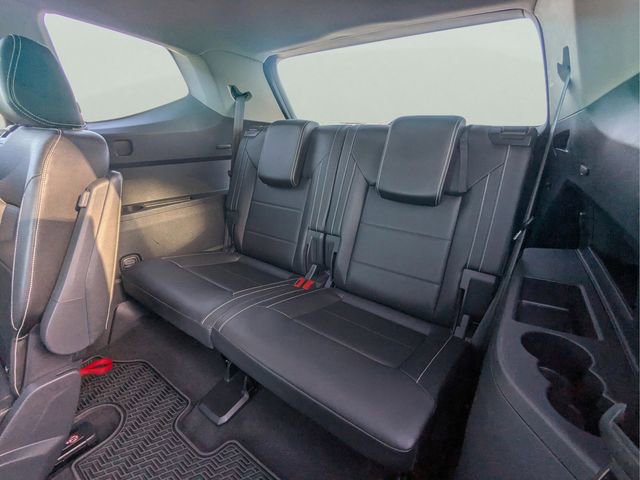Used 2023 Volkswagen Atlas SEL R-Line AWD/4WD image 12