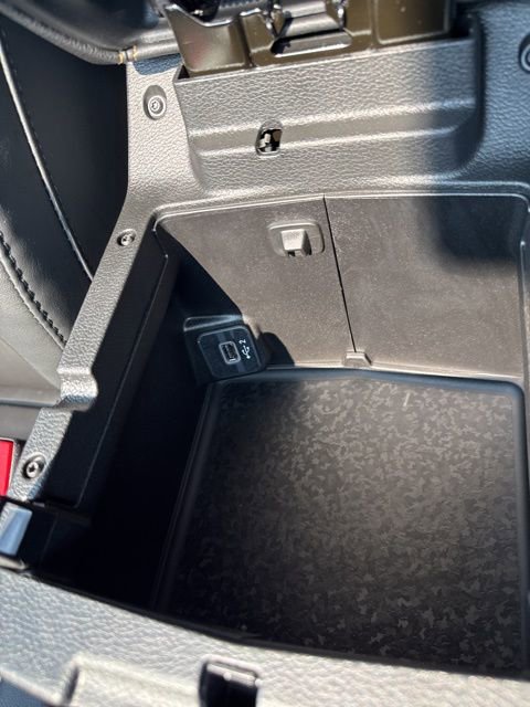 Used 2025 Jeep Wrangler Unlimited Rubicon 392 image 32