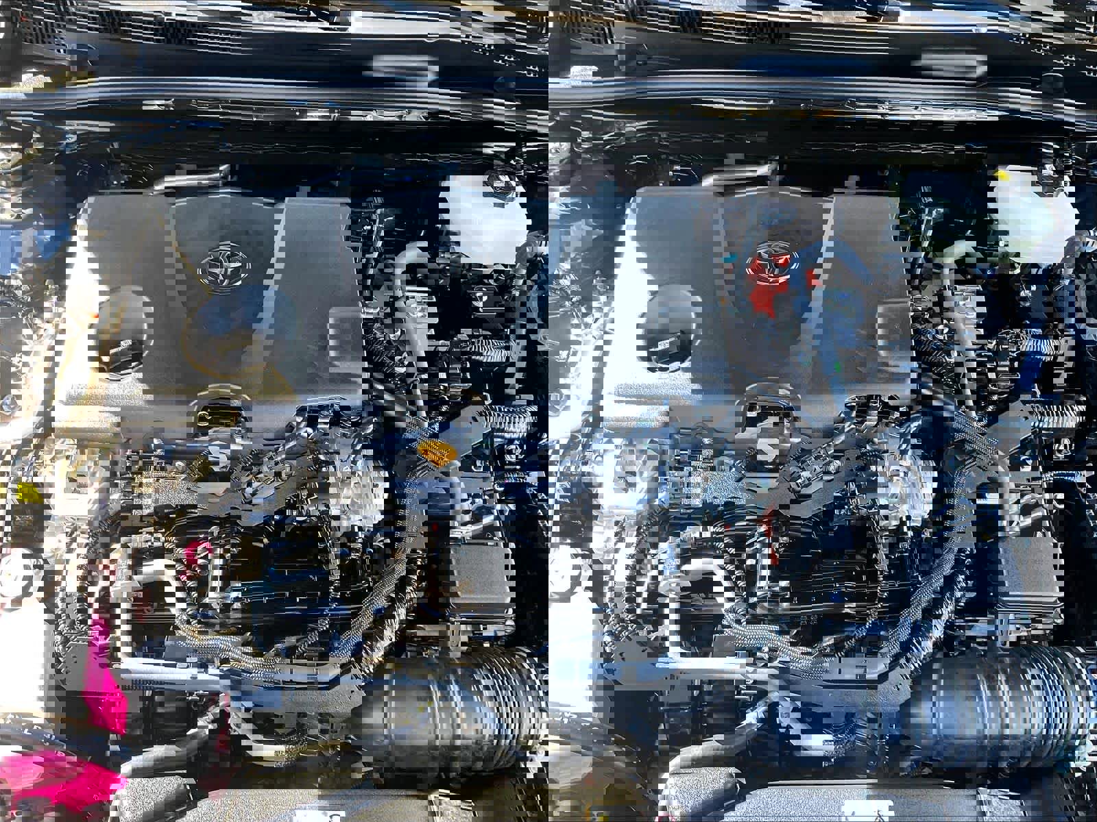 Used 2025 Toyota Camry SE image 34