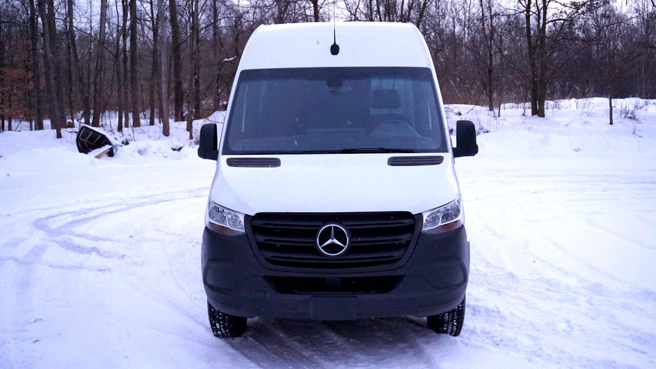 Used 2020 Mercedes-Benz Sprinter 2500 w/ Driver Convenience Package image 8
