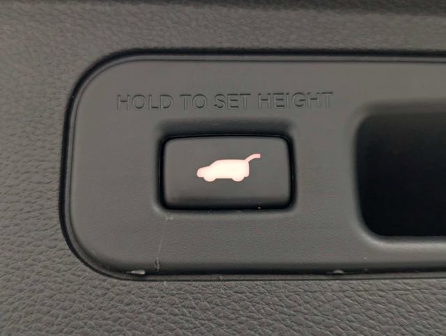 Used 2023 Honda Odyssey Touring image 32