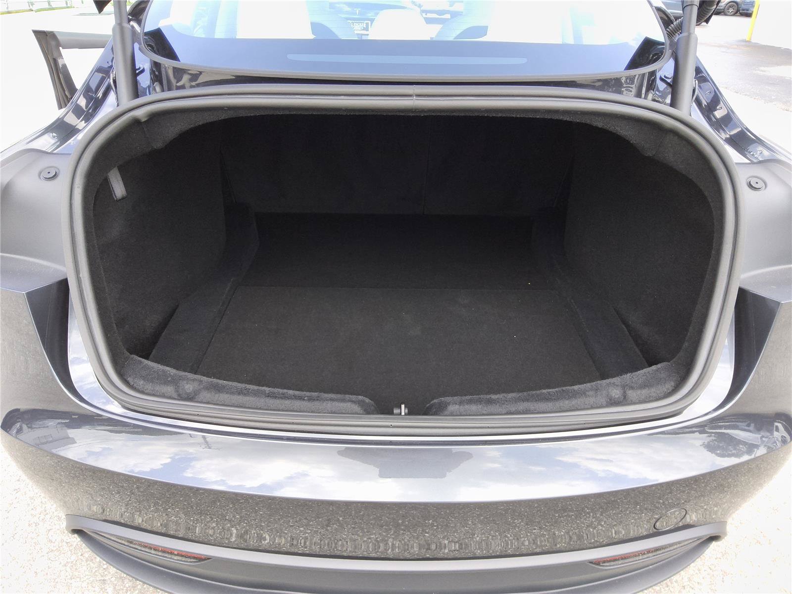 Used 2025 Tesla Model 3 RWD image 18