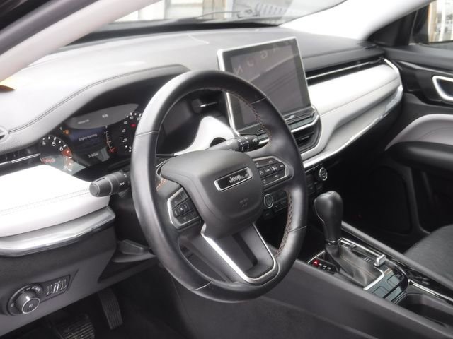 Certified 2022 Jeep Compass Limited image 13