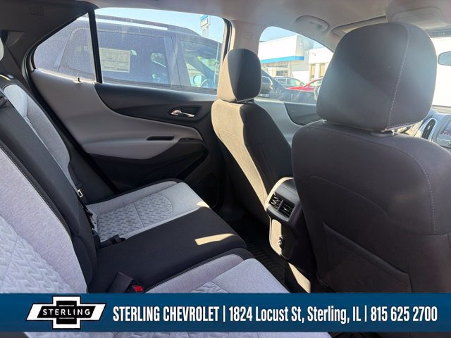 Used 2023 Chevrolet Equinox LS AWD/4WD image 15