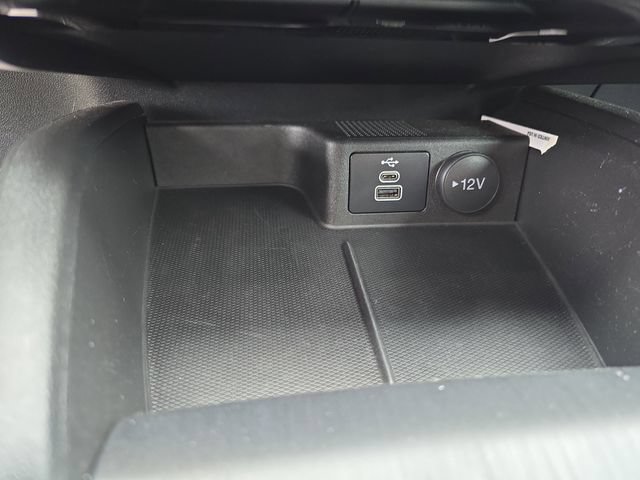 Certified 2024 Ford Escape ST-Line w/ Tech Pack #1 AWD/4WD image 29