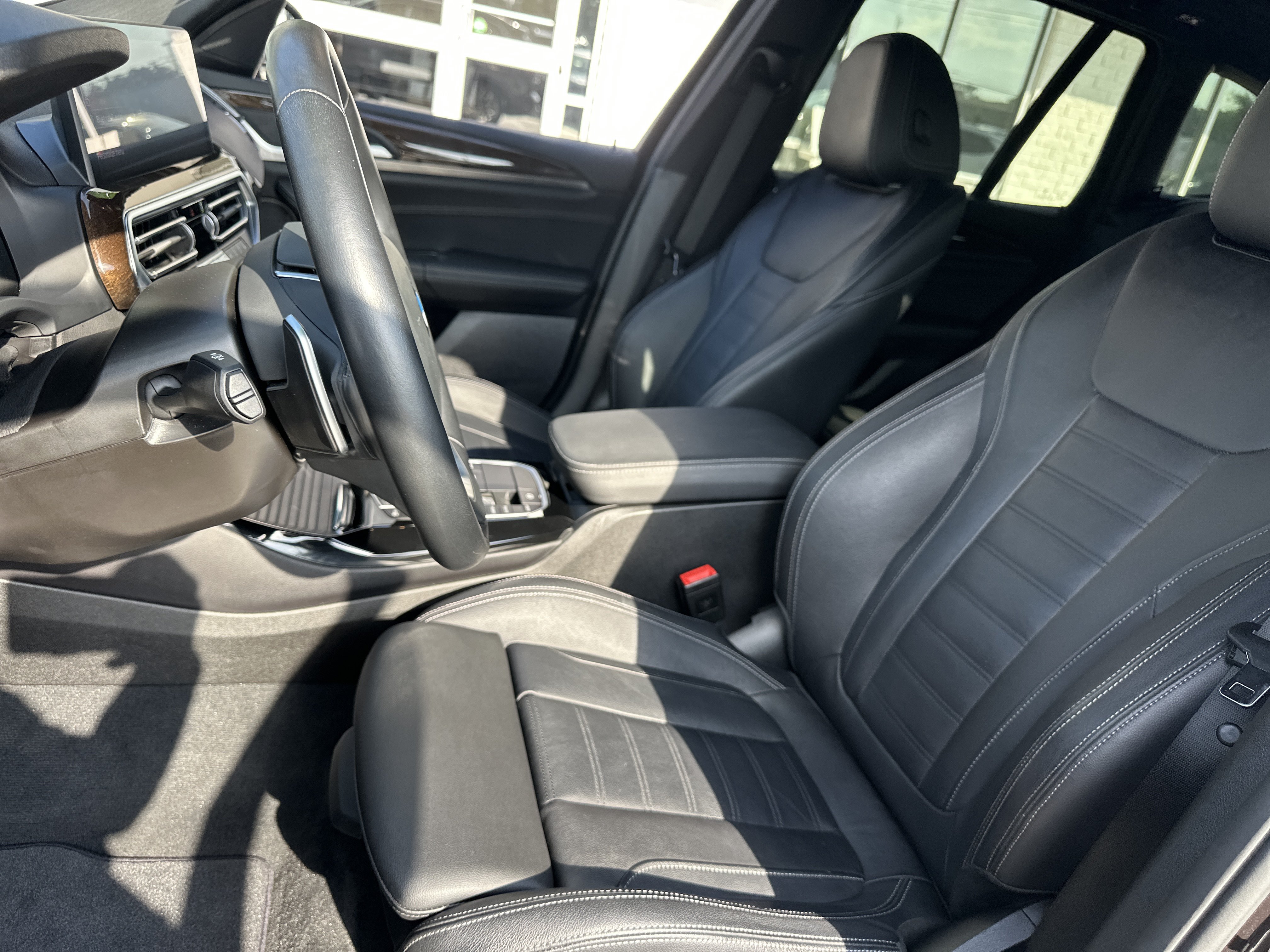 Used 2024 BMW X3 sDrive30i w/ Premium Package RWD image 11