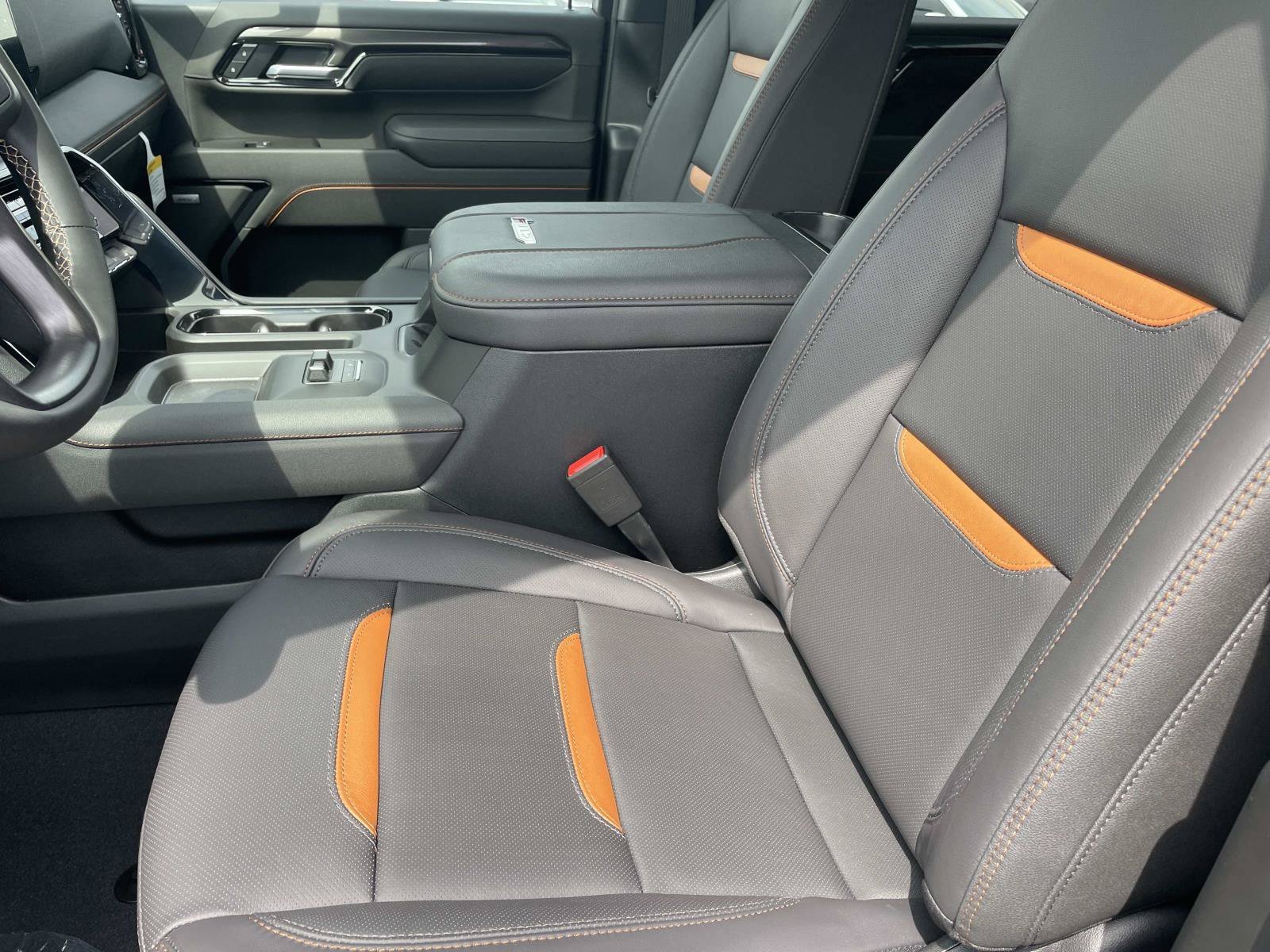 New 2026 GMC Sierra 2500 AT4 w/ AT4 Premium Plus Package AWD/4WD image 25