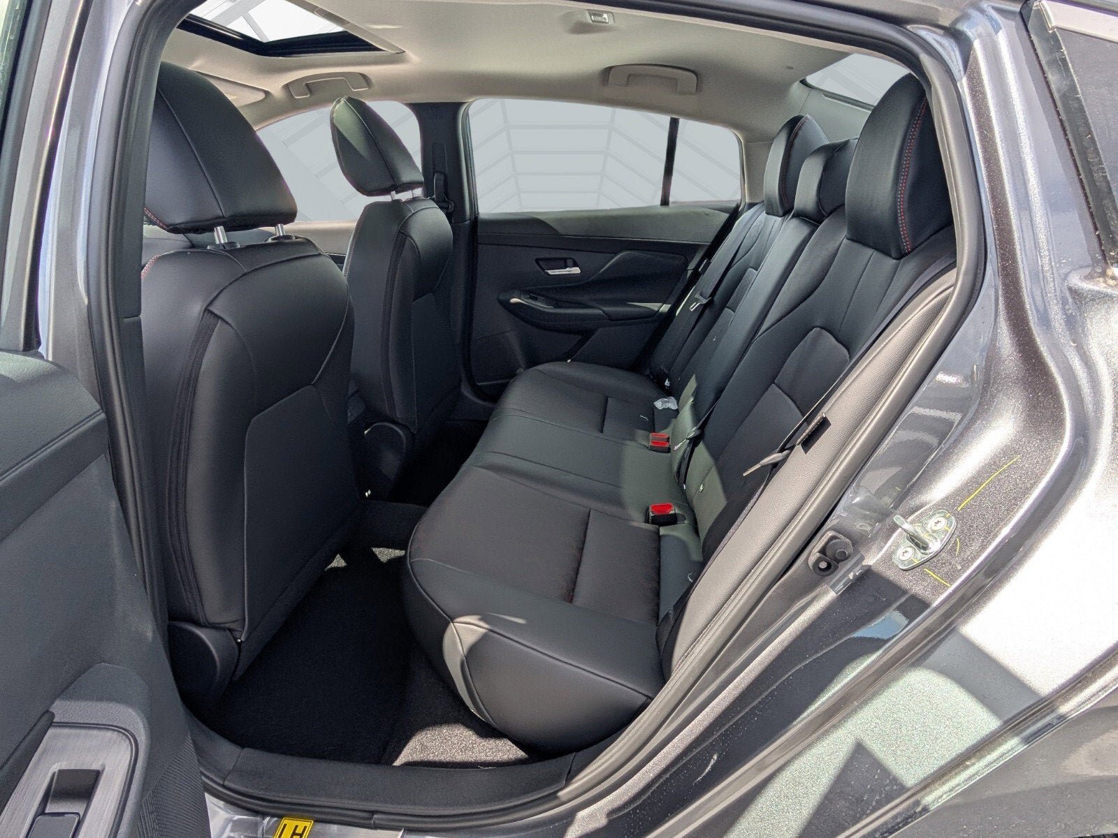 New 2026 Nissan Sentra SR w/ SR Premium Package FWD image 6