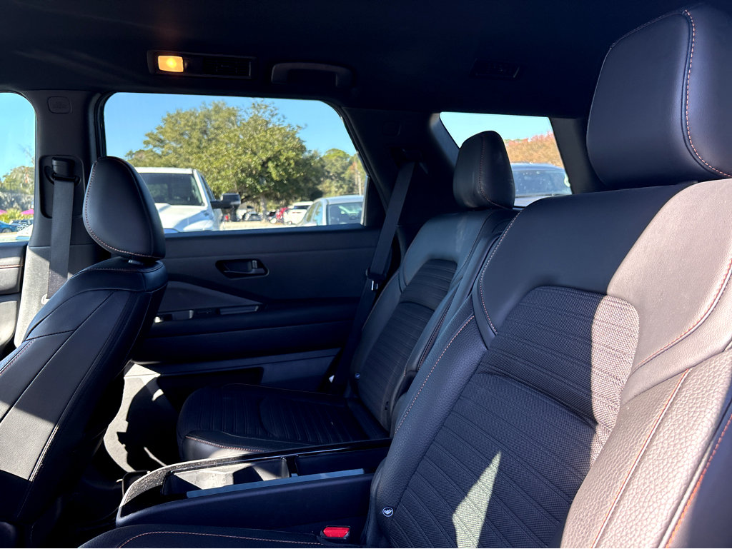 Used 2023 Nissan Pathfinder Rock Creek image 19