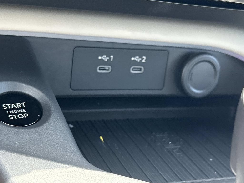 New 2026 Nissan Sentra SL w/ Floor Mat Package FWD image 35