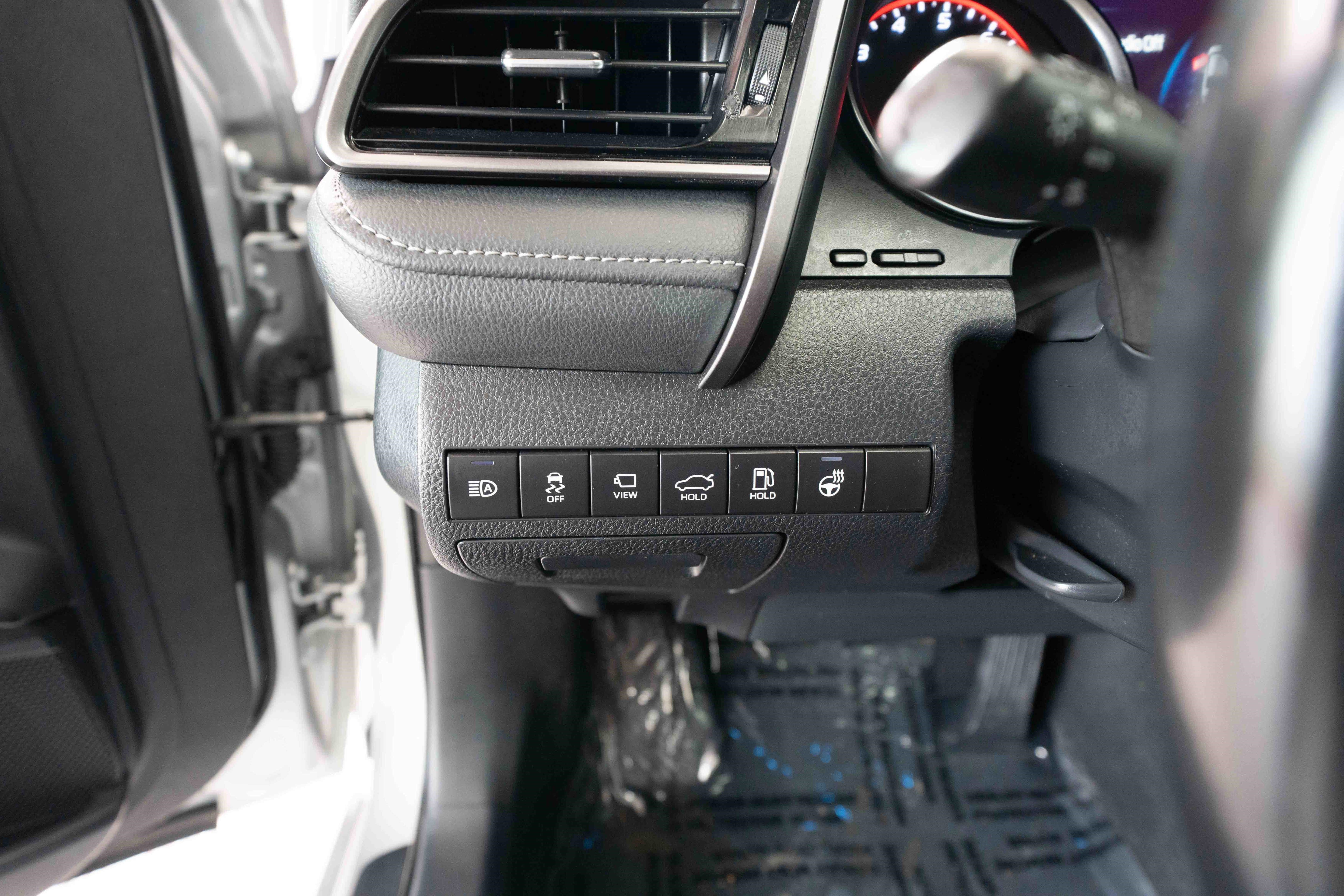 Used 2024 Toyota Camry XSE w/ Navigation Package AWD/4WD image 11