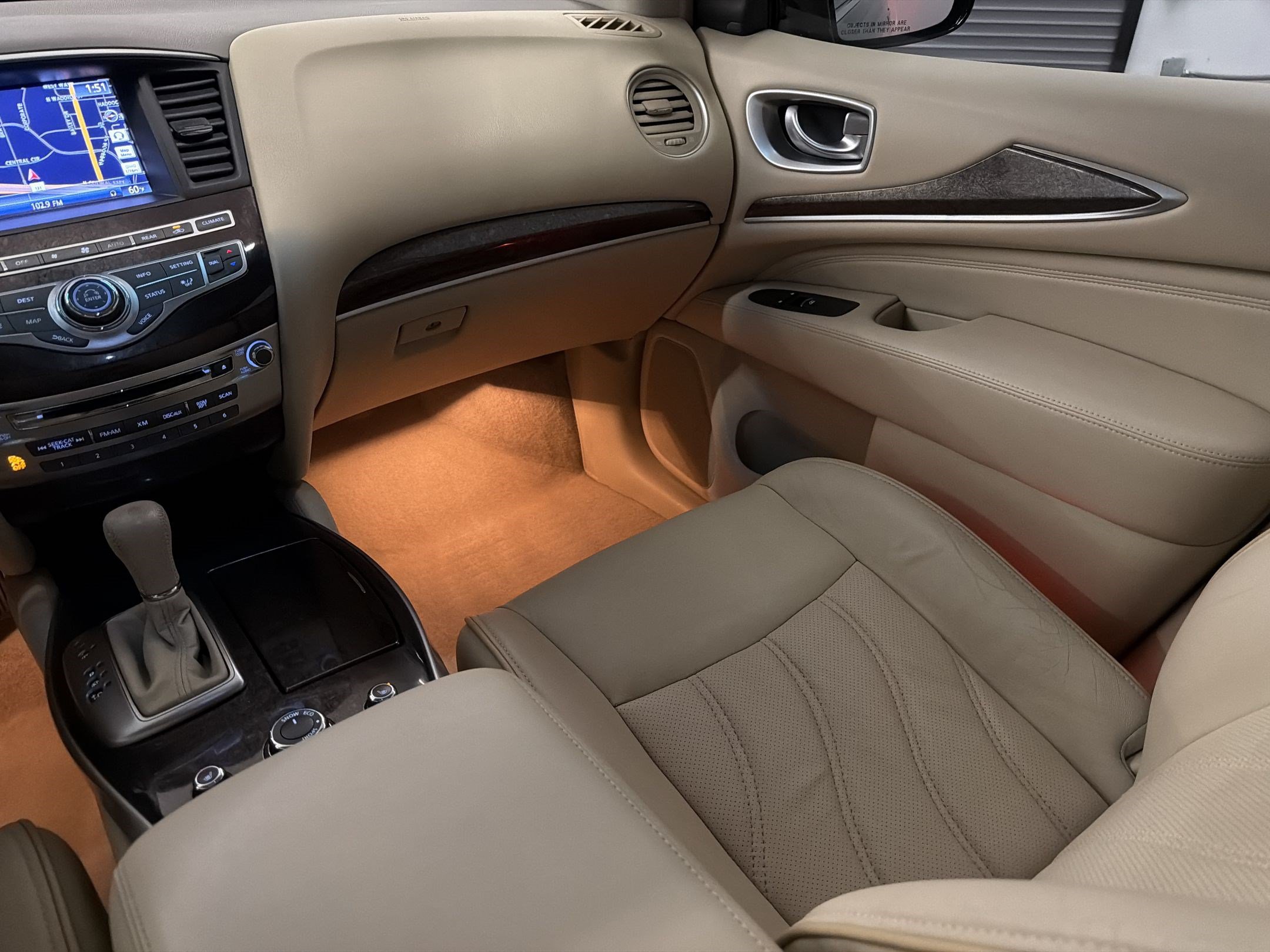 Used 2013 INFINITI JX35 FWD w/ Premium Pkg image 30