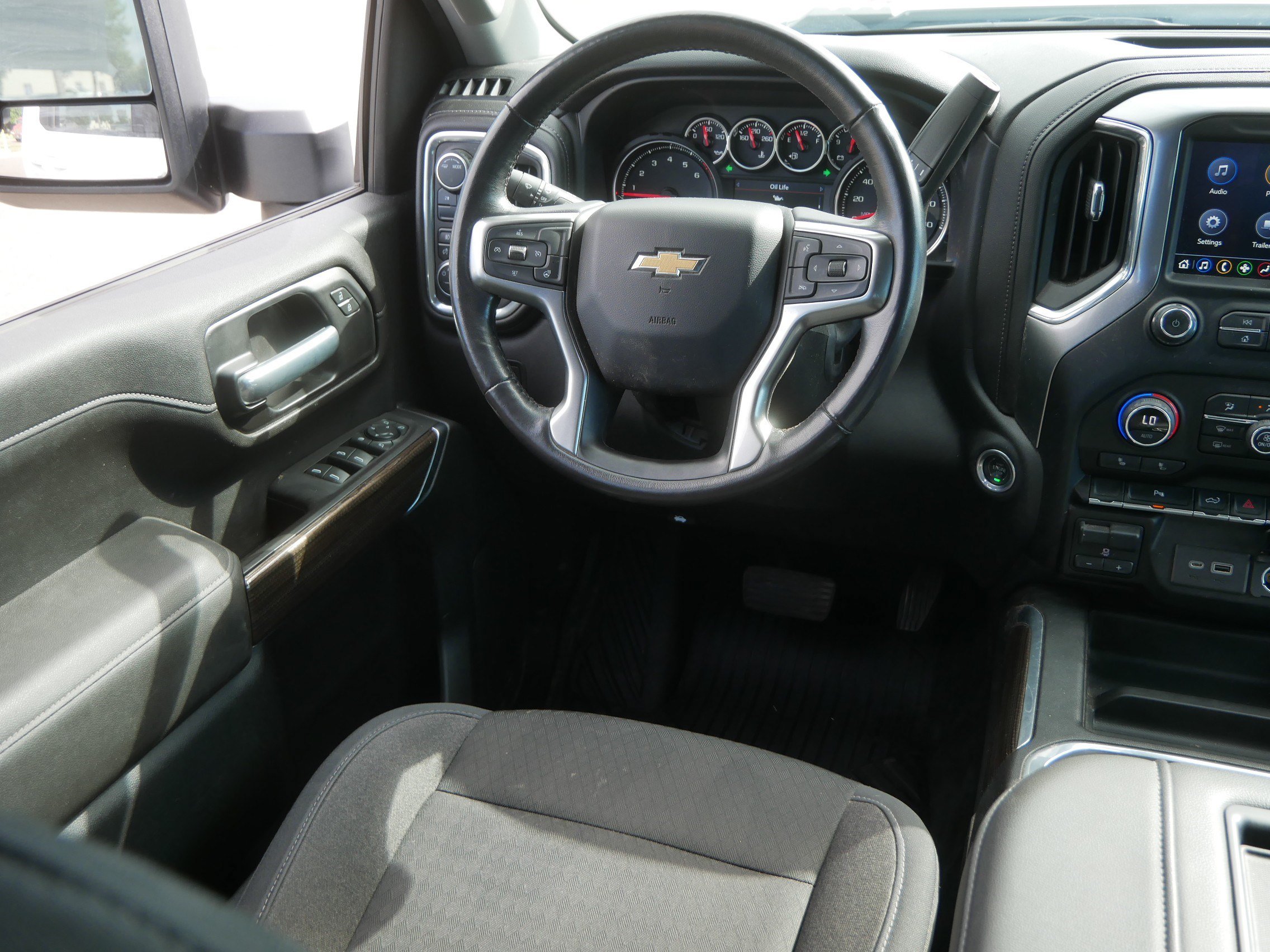 Used 2020 Chevrolet Silverado 3500 LT w/ All Star Edition AWD/4WD image 9