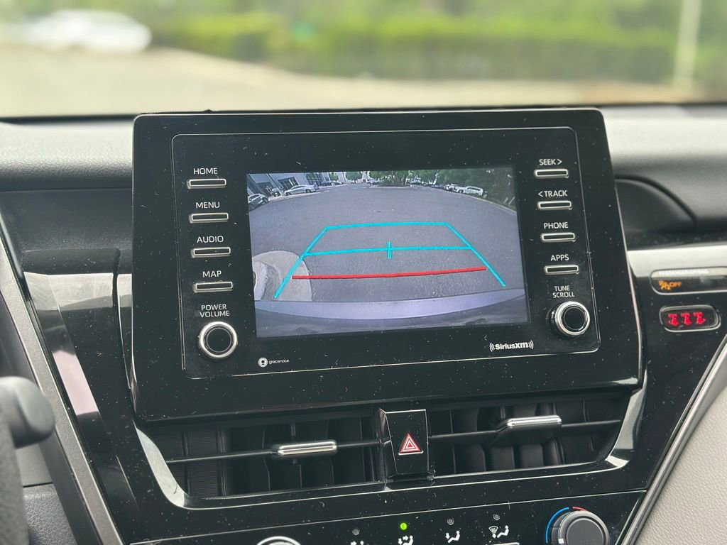 Used 2021 Toyota Camry LE FWD image 13