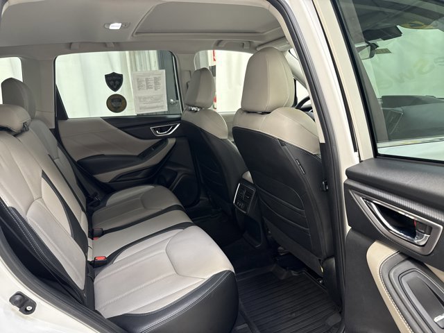Used 2022 Subaru Forester Limited image 31