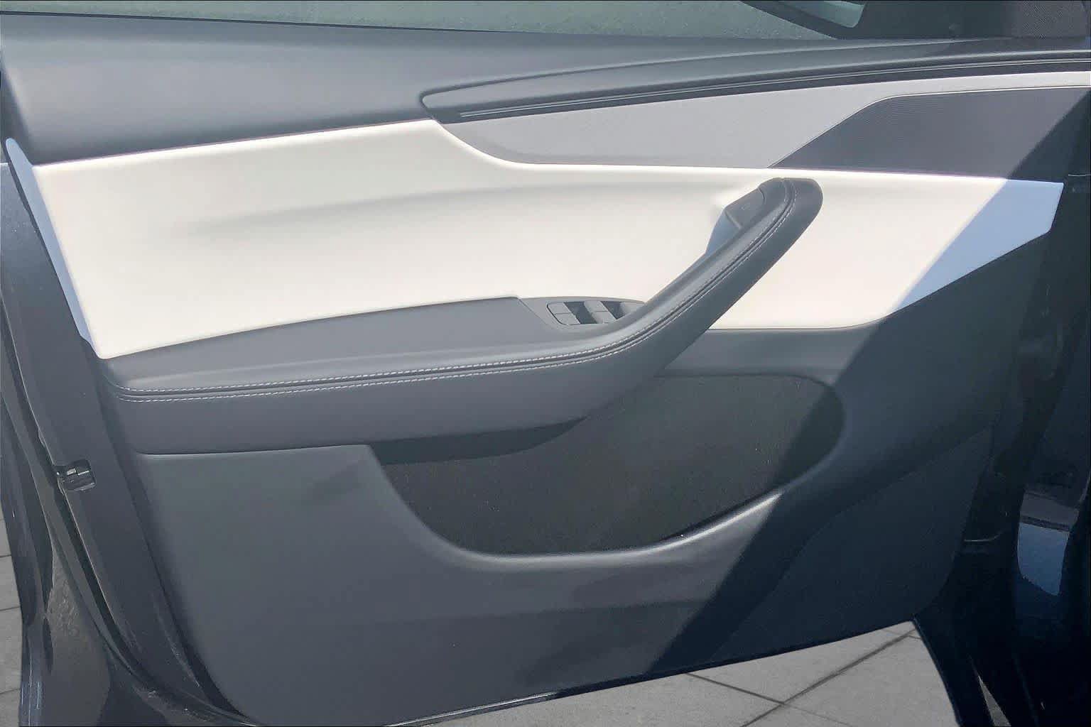 Used 2026 Tesla Model Y 2WD image 20