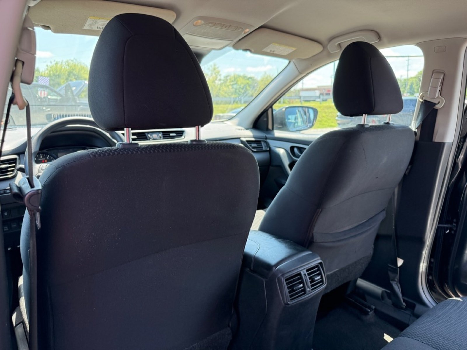 Used 2020 Nissan Rogue Sport S AWD/4WD image 29