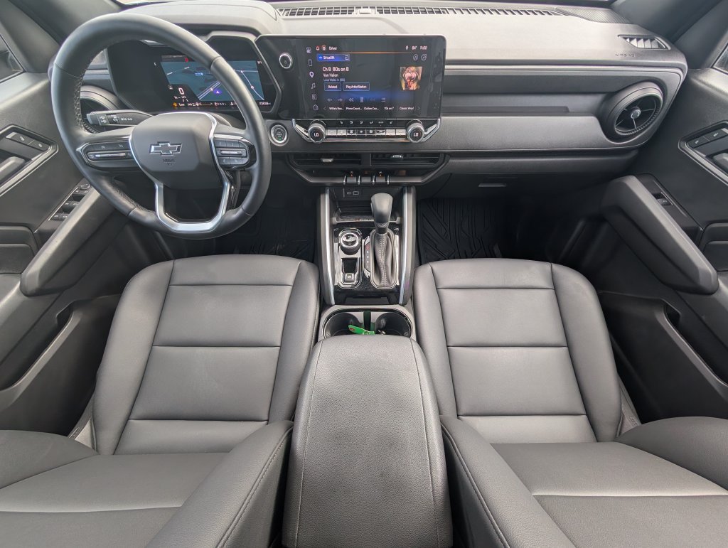 Used 2025 Chevrolet Colorado Trail Boss AWD/4WD image 24