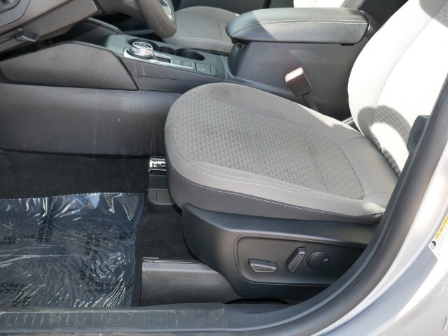 Used 2022 Ford Escape SE FWD image 14
