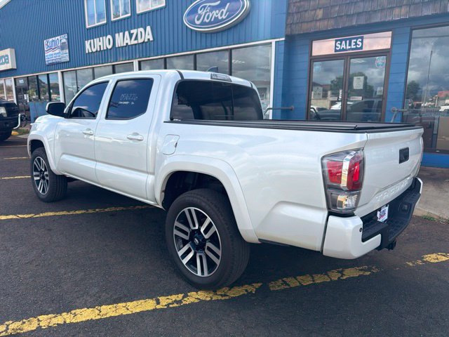 Used 2022 Toyota Tacoma TRD Sport AWD/4WD image 3