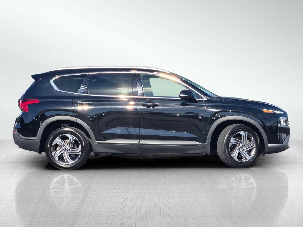 Used 2023 Hyundai Santa Fe SEL FWD image 3