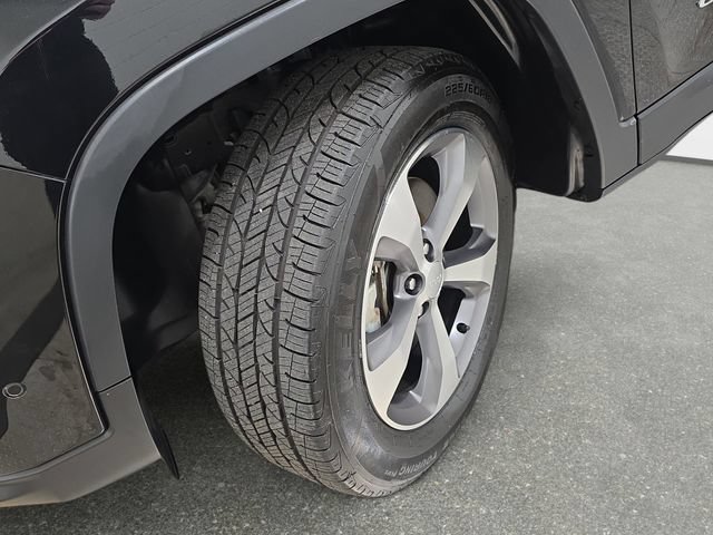 Used 2021 Jeep Cherokee Limited AWD/4WD image 29
