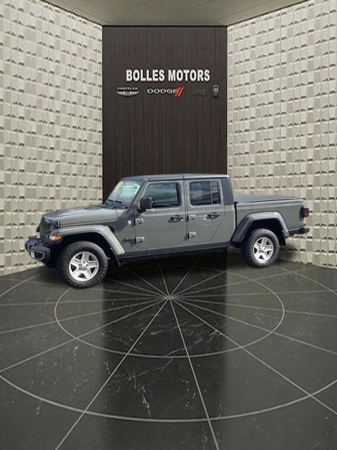 Certified 2021 Jeep Gladiator Sport AWD/4WD image 12