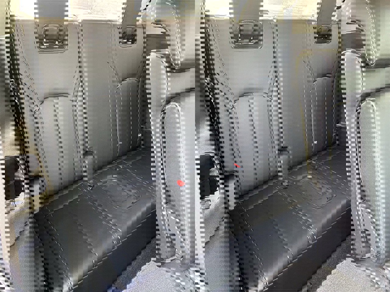 Certified 2022 INFINITI QX60 Luxe w/ Performance Audio Package image 12