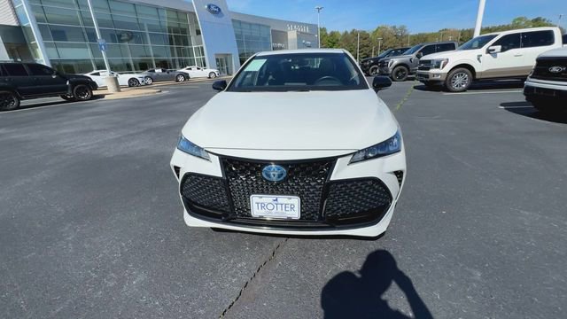 Used 2020 Toyota Avalon XSE w/ All Weather Liner Package FWD image 3