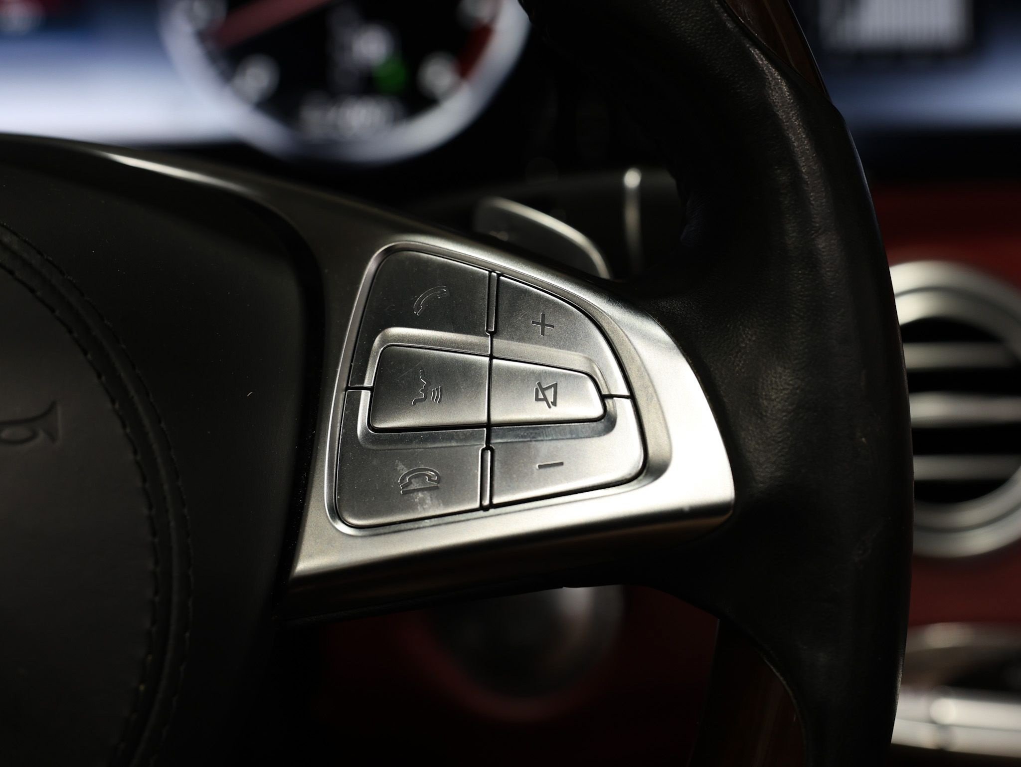 Used 2017 Mercedes-Benz S 550 Cabriolet image 39