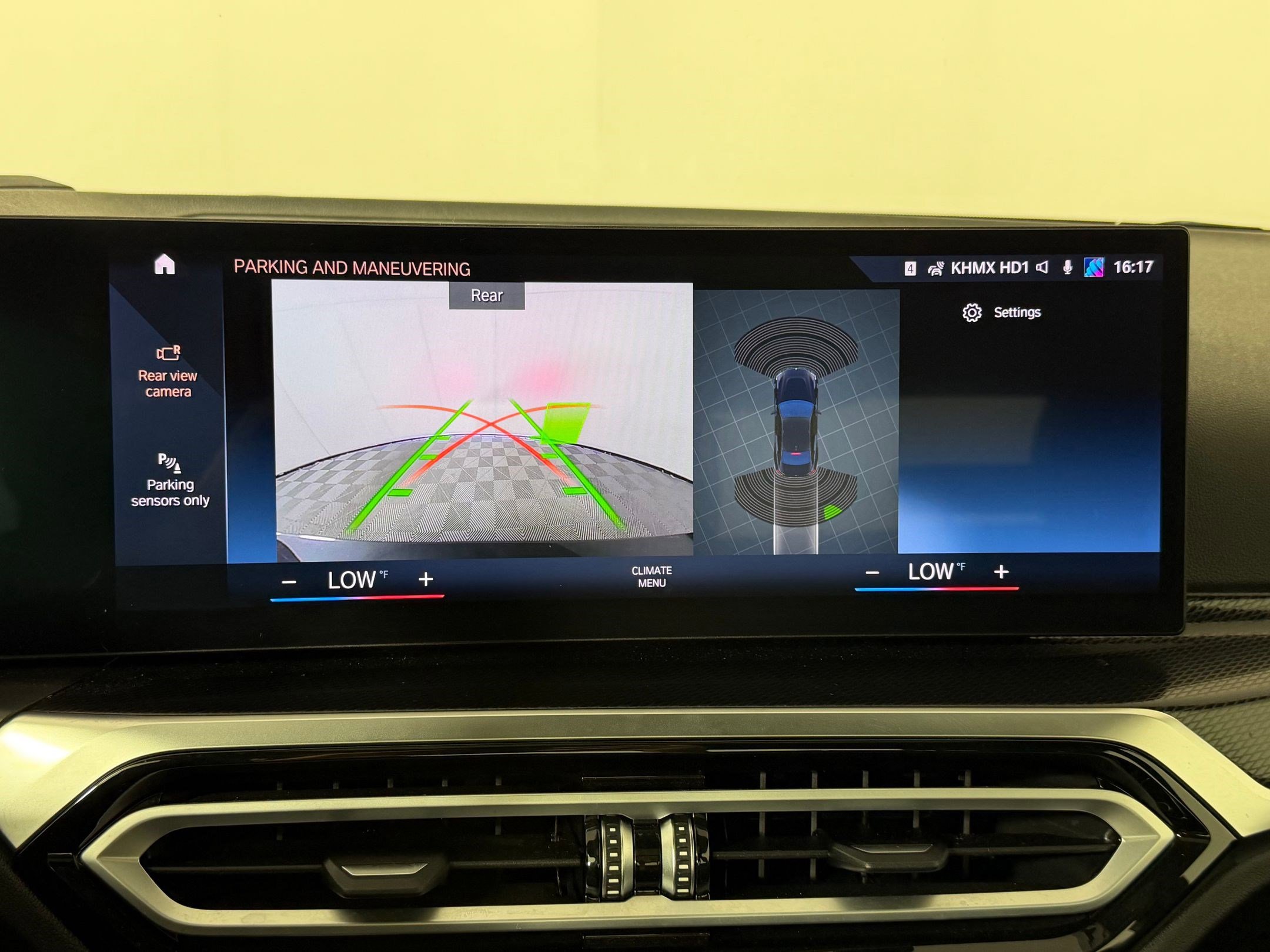 Used 2023 BMW 230i 230i w/ M Sport Package image 25